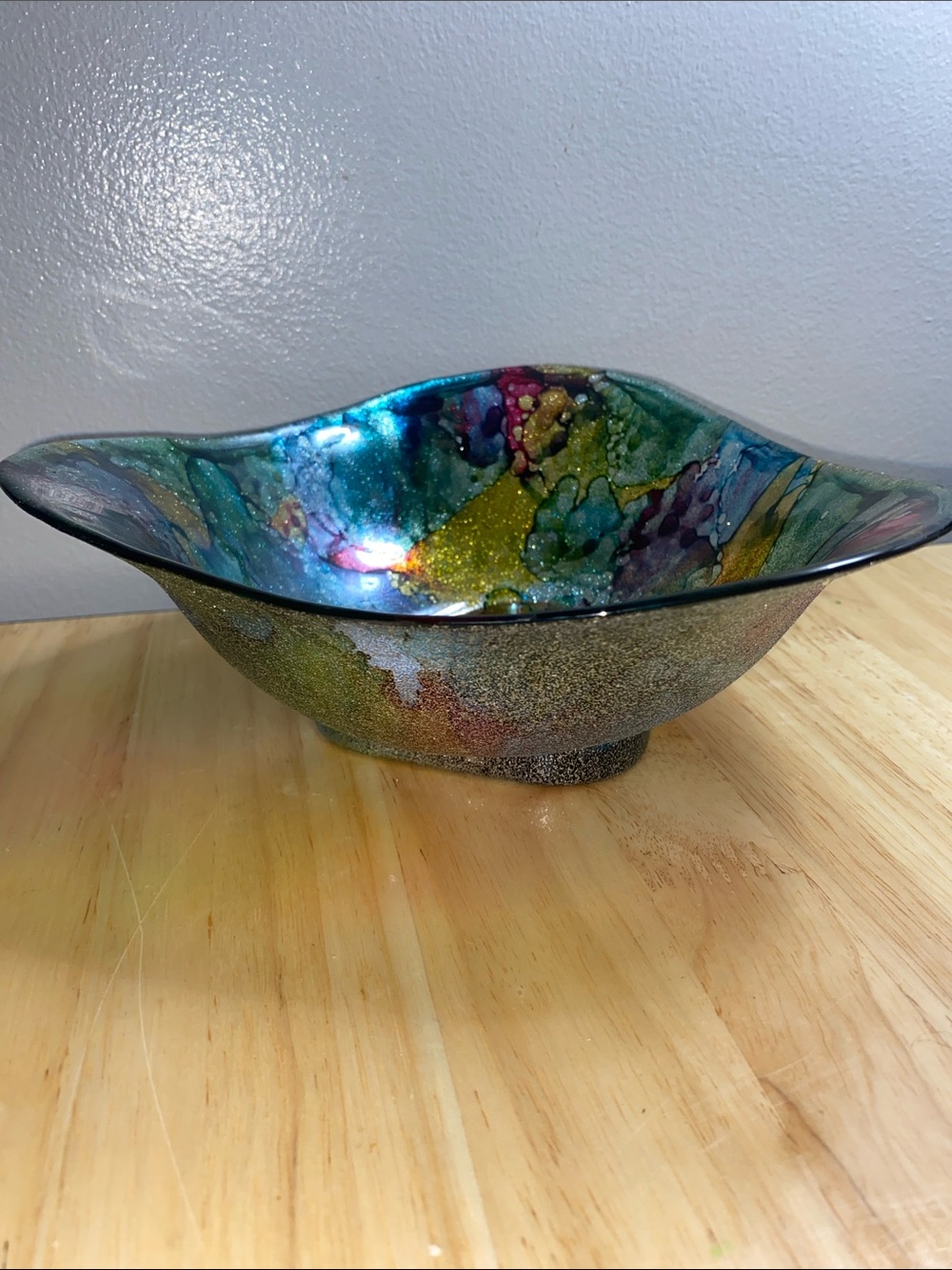 IL Quadrifoglio Italy Art Glass Tri-angle Bowl